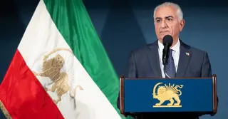 রেজা পাহলভির ডাকে রাস্তায় প্রবাসী ইরানিরা, বাড়ছে আঞ্চলিক আস্থা